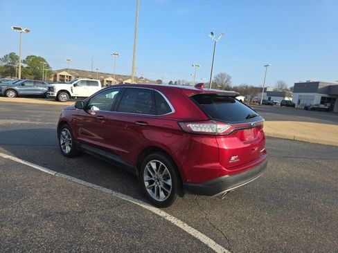 Used 2018 Ford Edge Titanium w/ Equipment Group 302A image 5