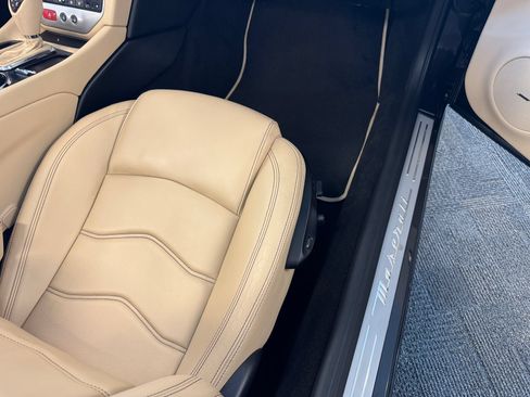 Used 2014 Maserati GranTurismo Convertible RWD image 39