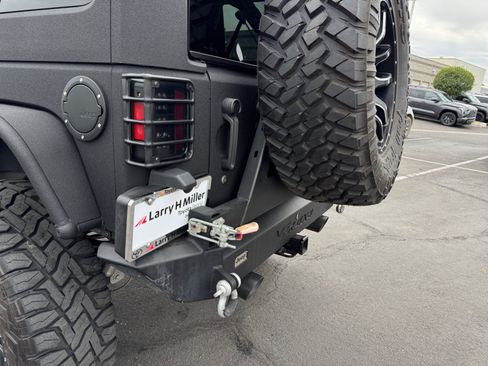 Used 2015 Jeep Wrangler Unlimited Sport w/ Quick Order Package 24S AWD/4WD image 31
