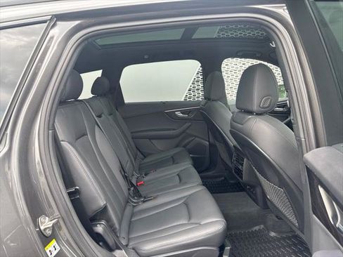 Certified 2024 Audi Q7 3.0T Prestige AWD/4WD image 48