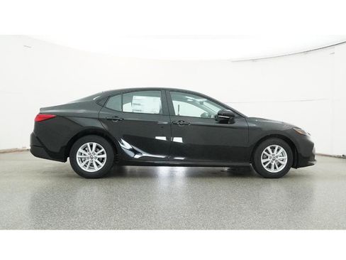 New 2026 Toyota Camry LE image 27