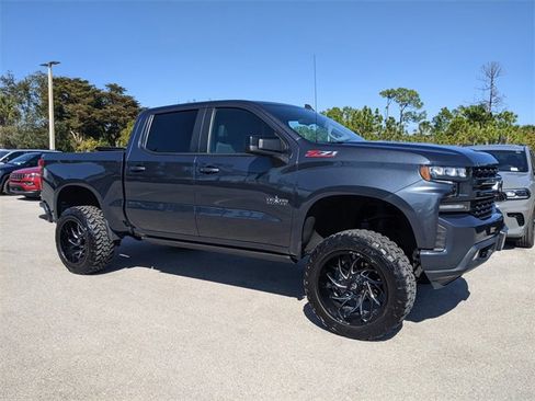 Used 2021 Chevrolet Silverado 1500 RST image 1