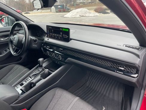 Used 2024 Honda Accord Sport image 28