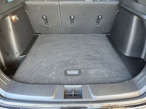 Used 2025 Chevrolet Trax RS w/ Driver Confidence Package image 28