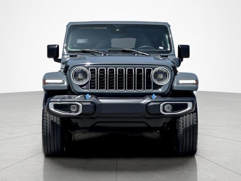 Used 2024 Jeep Wrangler Unlimited Sahara w/ Technology Group AWD/4WD image 8