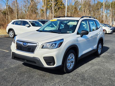 Used 2020 Subaru Forester Base w/ Alloy Wheel Package image 2