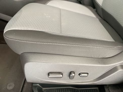 Used 2017 Ford Escape SE AWD/4WD image 12
