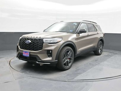 New 2026 Ford Explorer ST-Line w/ ST-Line Street Pack