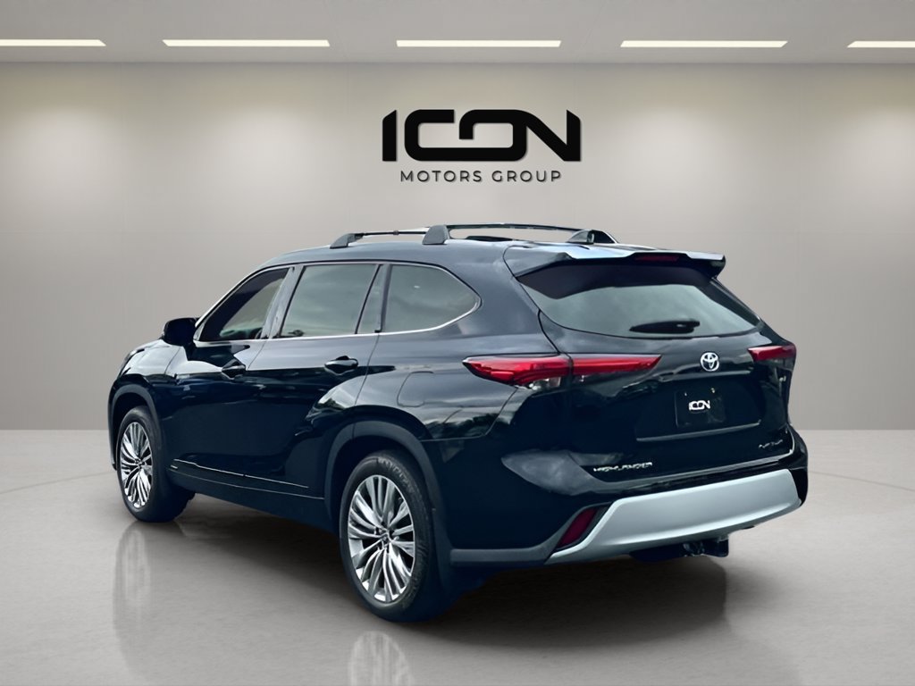 Used 2021 Toyota Highlander Platinum AWD/4WD image 3