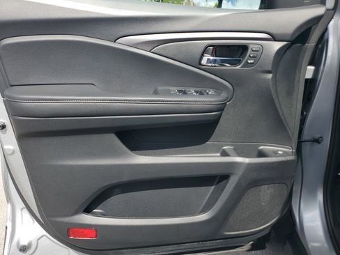 Used 2025 Honda Ridgeline RTL image 21