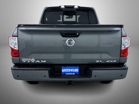 Used 2021 Nissan Titan SL w/ Moonroof Package image 6