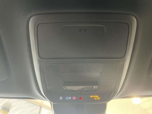 New 2026 Chevrolet Traverse LT image 27