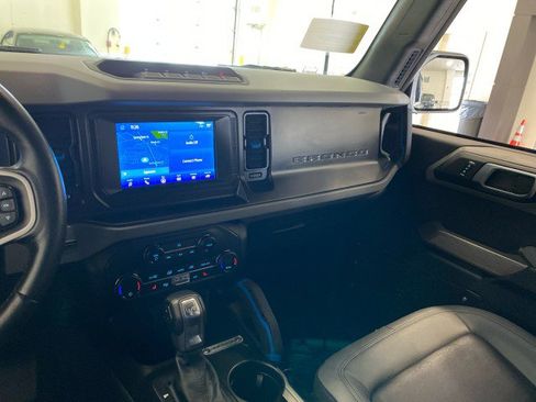 Used 2023 Ford Bronco Black Diamond w/ Sasquatch Package image 15