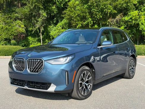 New 2026 BMW X3 xDrive30i w/ Premium Package AWD/4WD image 1