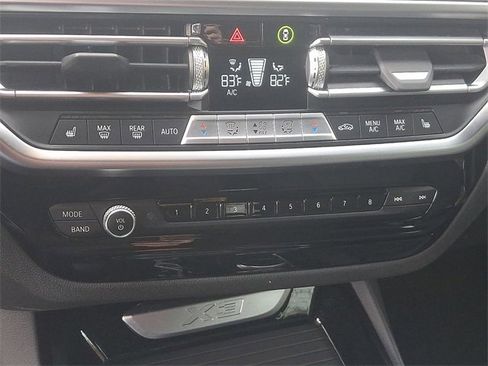 Used 2024 BMW X3 xDrive30i image 15