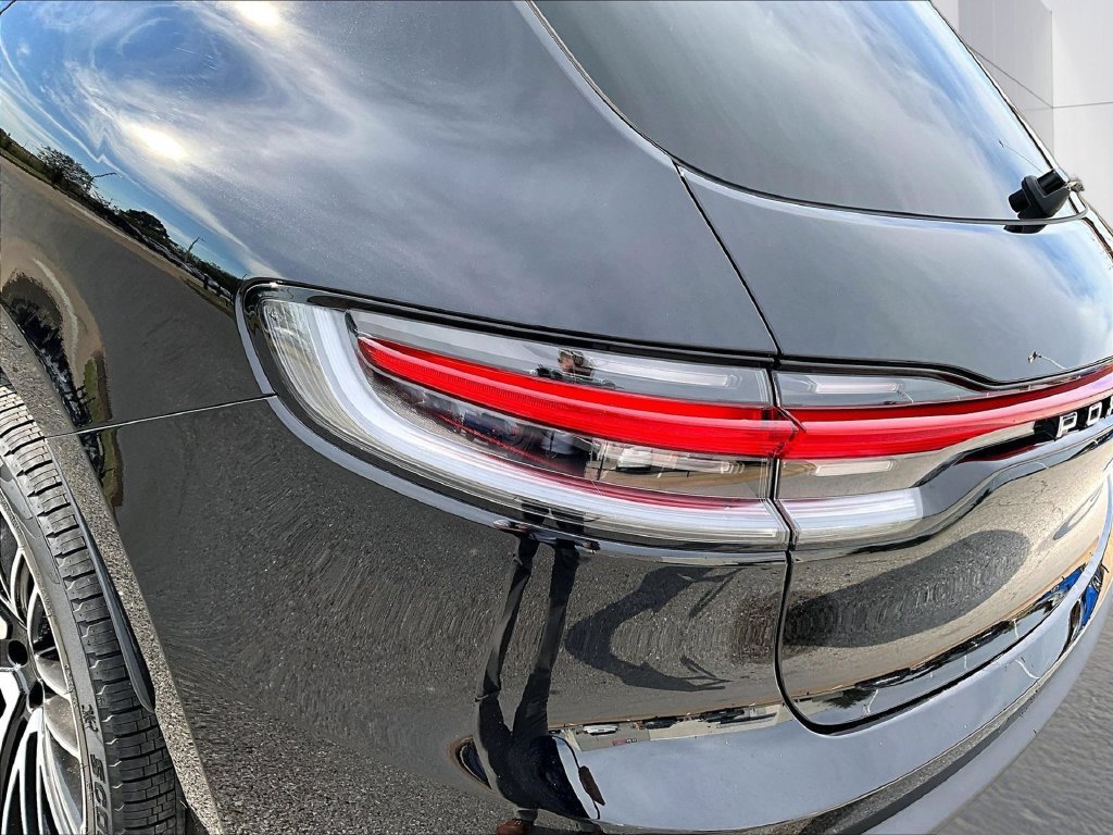 Certified 2026 Porsche Macan AWD/4WD image 21