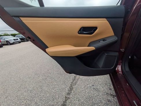 New 2025 Nissan Sentra SV w/ SV Premium Package FWD image 22