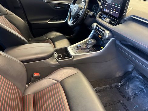 Used 2023 Toyota RAV4 XSE w/ Weather Package AWD/4WD image 22