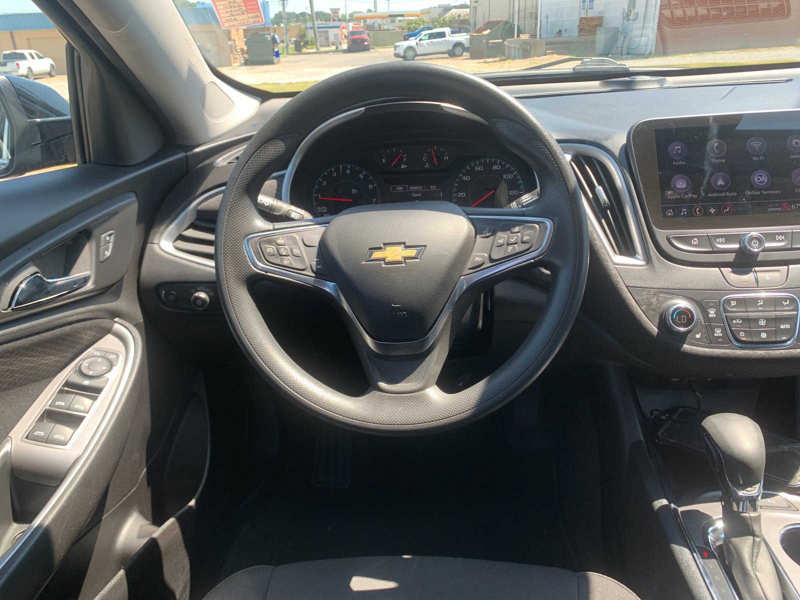 Used 2024 Chevrolet Malibu LT FWD image 18