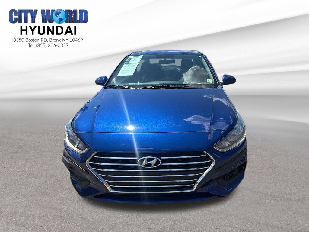 Used 2022 Hyundai Accent SE w/ Cargo Package FWD image 8