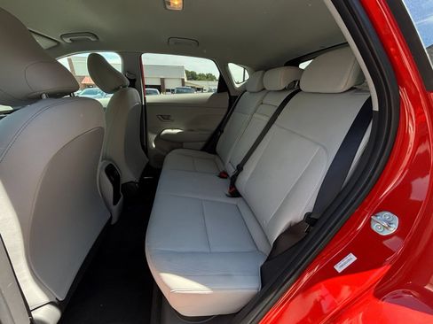 Used 2025 Hyundai Kona SEL AWD/4WD image 27