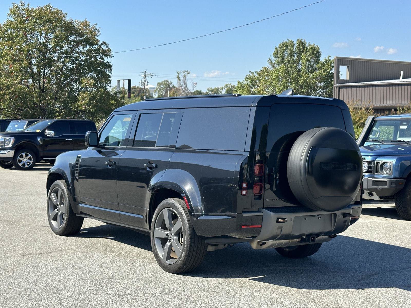 Used 2024 Land Rover Defender 130 Outbound AWD/4WD image 3