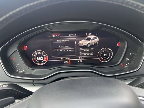 Used 2018 Audi SQ5 Premium Plus w/ Navigation Package image 34