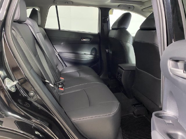 Used 2024 Toyota Corolla Cross XLE w/ Convenience Package AWD/4WD image 9