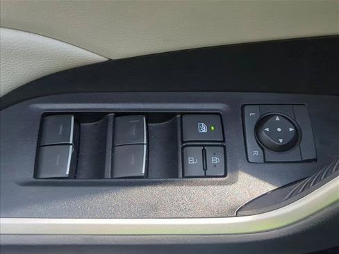 Certified 2025 Toyota RAV4 XLE w/ Convenience Package FWD image 10