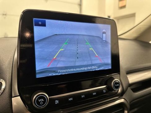 Used 2021 Ford EcoSport SE w/ SE Convenience Package image 24