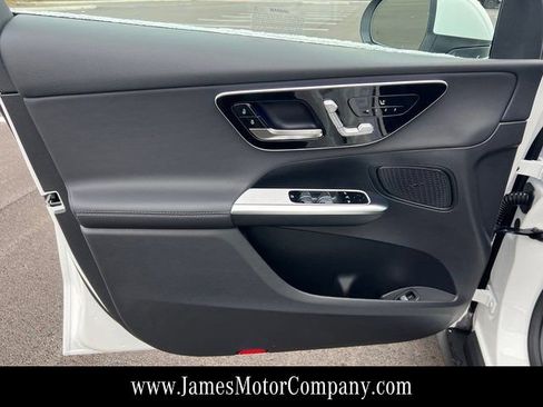 Used 2026 Mercedes-Benz GLC 300 4MATIC image 15