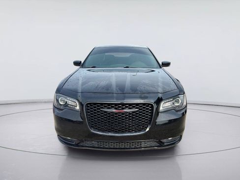 Used 2022 Chrysler 300 S RWD image 7