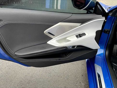 Used 2021 Chevrolet Corvette 2LT w/ Battery Protection Package image 23