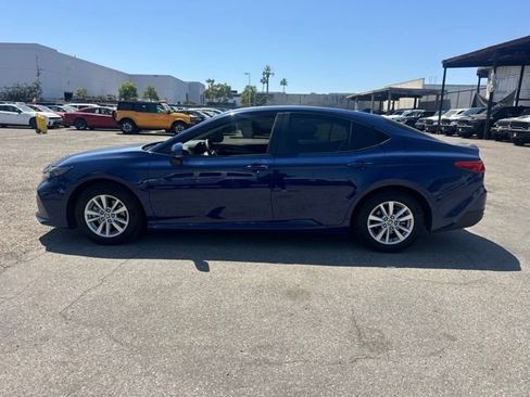 Used 2025 Toyota Camry LE FWD image 12