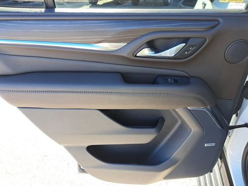 Used 2023 GMC Yukon Denali image 8