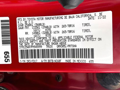 Used 2023 Toyota Tacoma TRD Off-Road image 29