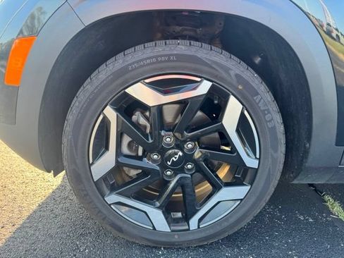 Used 2024 Kia Seltos SX w/ SX Sunroof Package AWD/4WD image 11