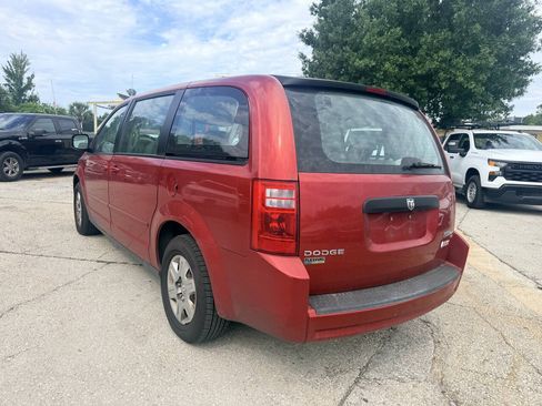 Used 2010 Dodge Grand Caravan SE FWD image 8