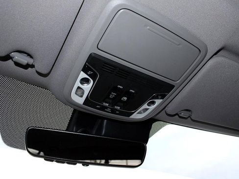 Used 2023 Honda Ridgeline RTL-E image 16