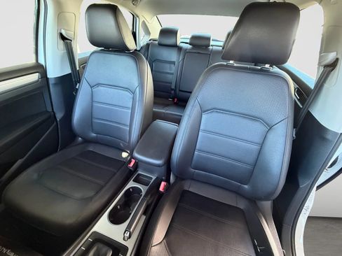 Used 2019 Volkswagen Passat 2.0T Wolfsburg w/ Wheels & Sunroof Package FWD image 13