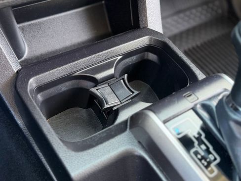 Used 2022 Toyota Tacoma SR5 image 18