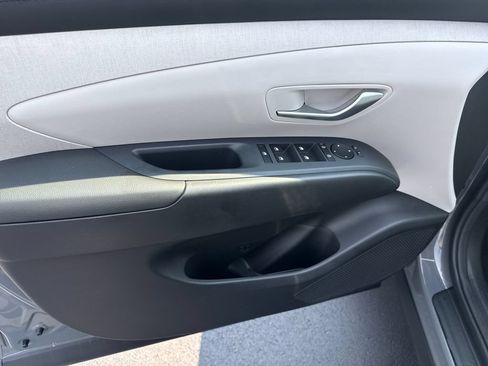 Certified 2025 Hyundai Tucson SEL AWD/4WD image 9