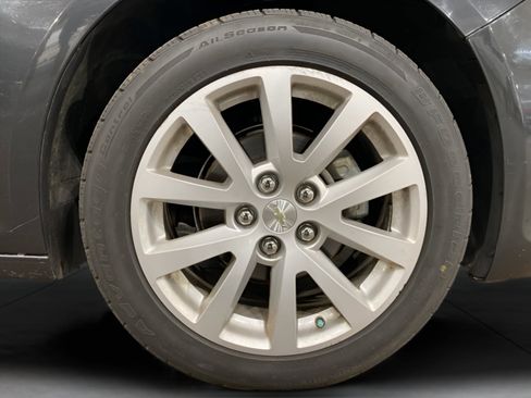 Used 2015 Chevrolet Malibu LT image 18