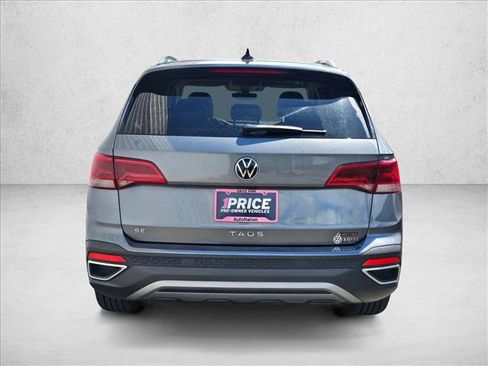 Used 2022 Volkswagen Taos SE AWD/4WD image 4