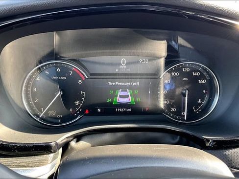 Used 2020 Cadillac XT5 Premium Luxury FWD image 20