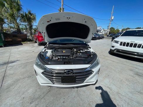 Used 2020 Hyundai Elantra SEL w/ Cargo Package (C1) FWD image 4