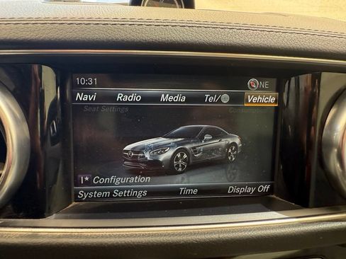 Used 2017 Mercedes-Benz SL 450 image 19