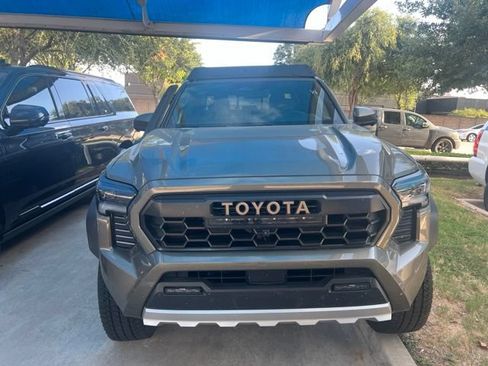 Used 2025 Toyota Tacoma 4x4 Double Cab Hybrid w/ Tow Tech Package image 27