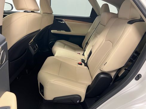 Used 2022 Lexus RX 350L FWD w/ Premium Package image 8