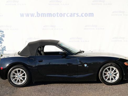 Used 2003 BMW Z4 2.5i image 8